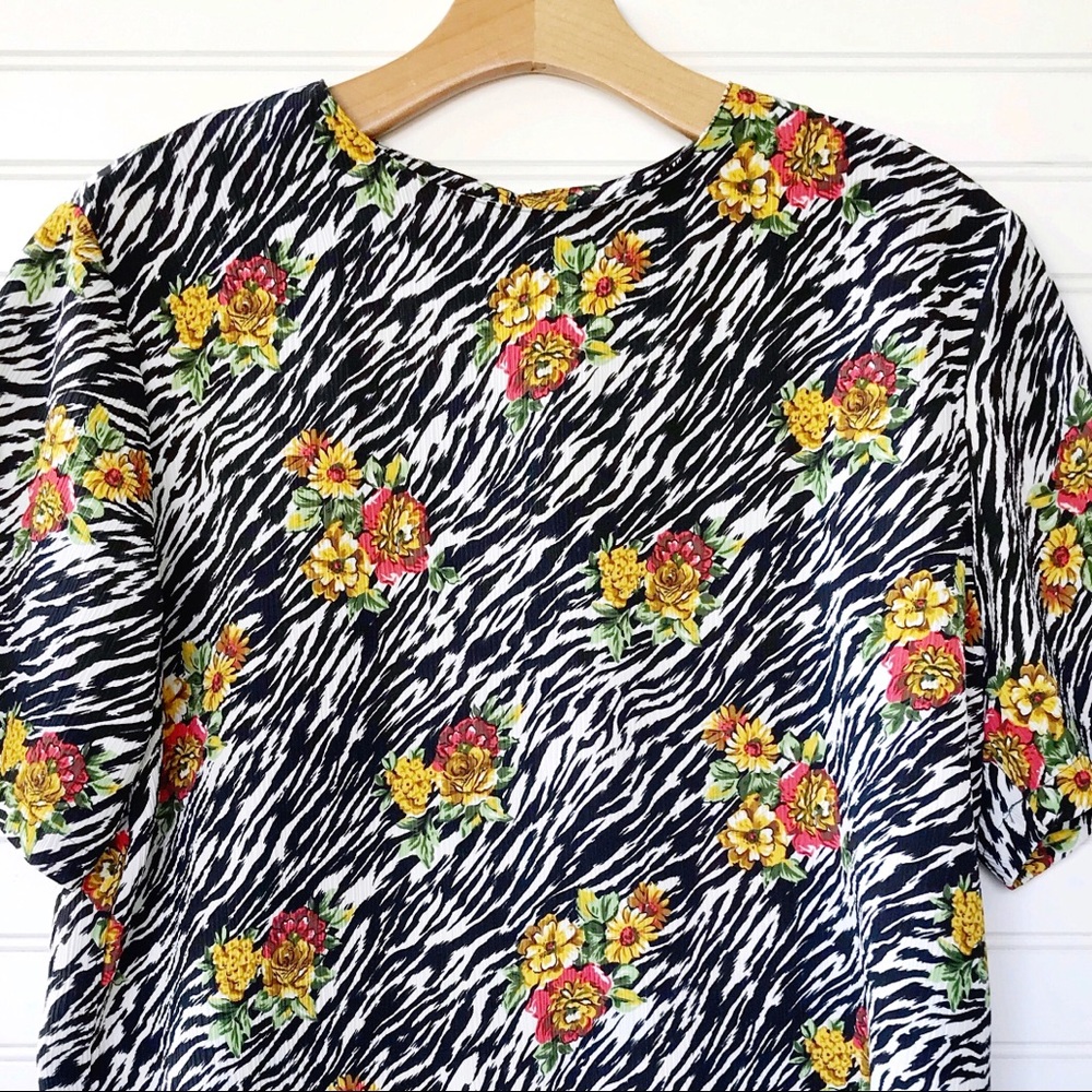 ⭐️ 3 for $25 Vintage Blouse